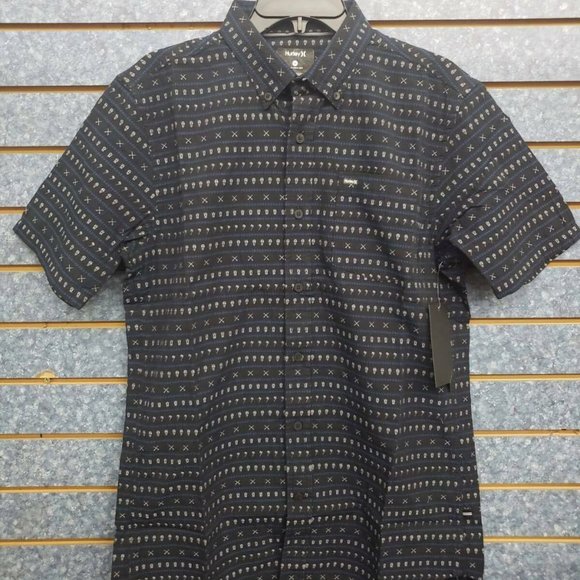 Hurley Other - Hurley Short Sleeve Black Button Front Shirt